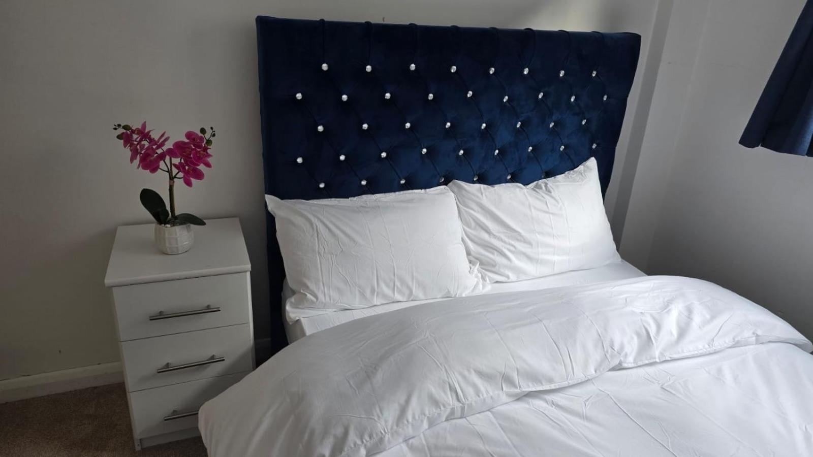 Luxury Green 1 Bed City Centre Apartment Close To Mailbox,Bullring, Broad Street For Leisure And Families برمنغهام المظهر الخارجي الصورة